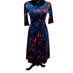 Modest Lara Velvet Blue & Red Floral Long Sleeve Dress, size Small